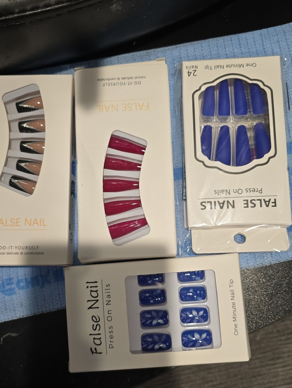(4)False Nail Press-On Set - Blue & Pink Fake Nails